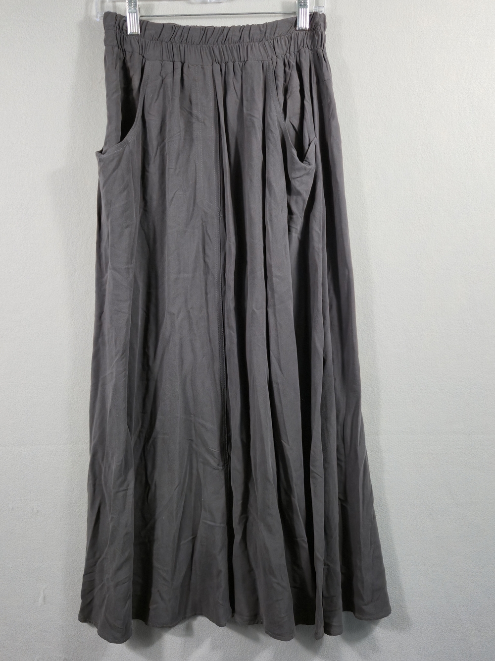 Moonlight 100% Silk Flowy Maxi Skirt with Pockets - Gray